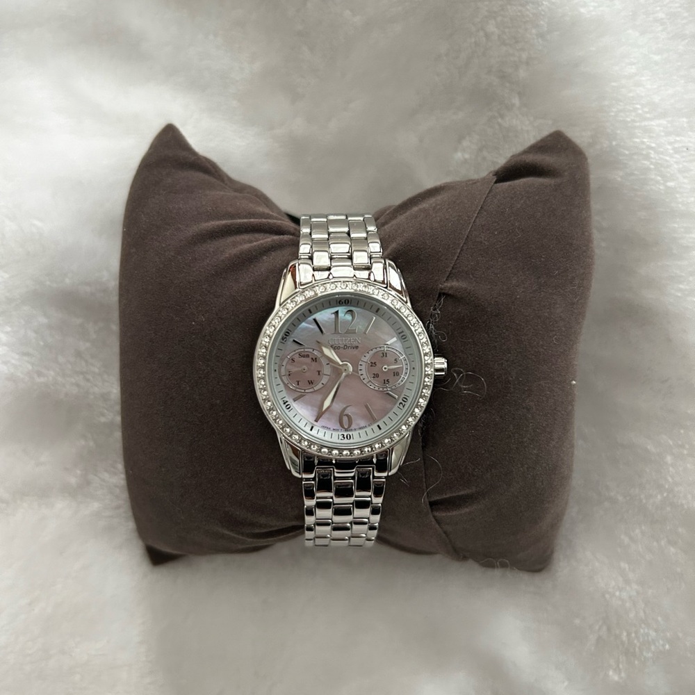 Citizen Women's Eco-Drive Dress Classic Crystal Watch in Stainless Steel